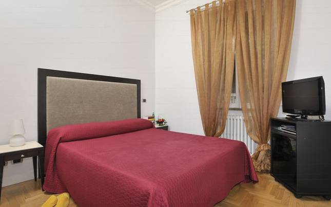 APARTAMENTOS Hotel Mecenate Palace Roma APARTAMENTOS Hotel Mecenate Palace Roma