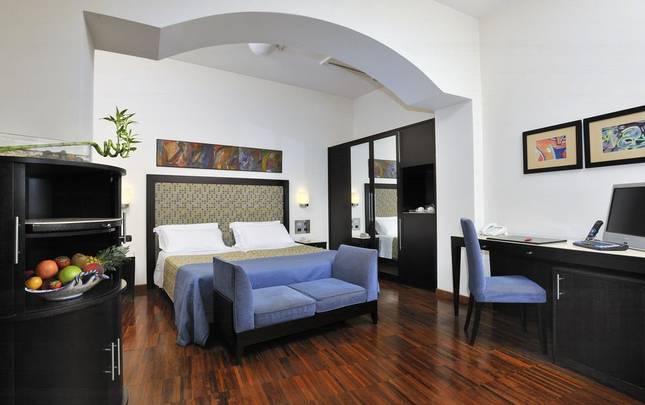 HABITACIÓN EJECUTIVA Hotel Mecenate Palace Roma HABITACIÓN EJECUTIVA Hotel Mecenate Palace Roma