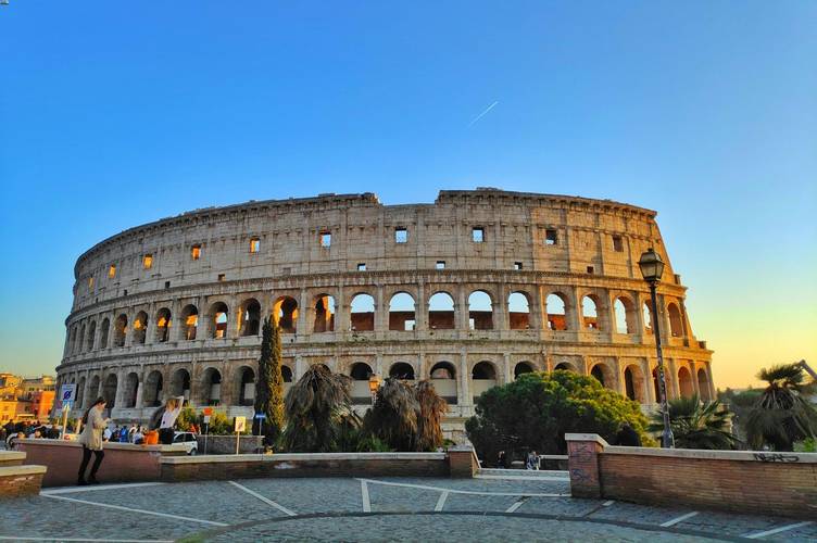 El coliseo de roma: historia, fascinación y símbolo de la ciudad eterna Hotel Mecenate Palace Roma El coliseo de roma: historia, fascinación y símbolo de la ciudad eterna Hotel Mecenate Palace Roma