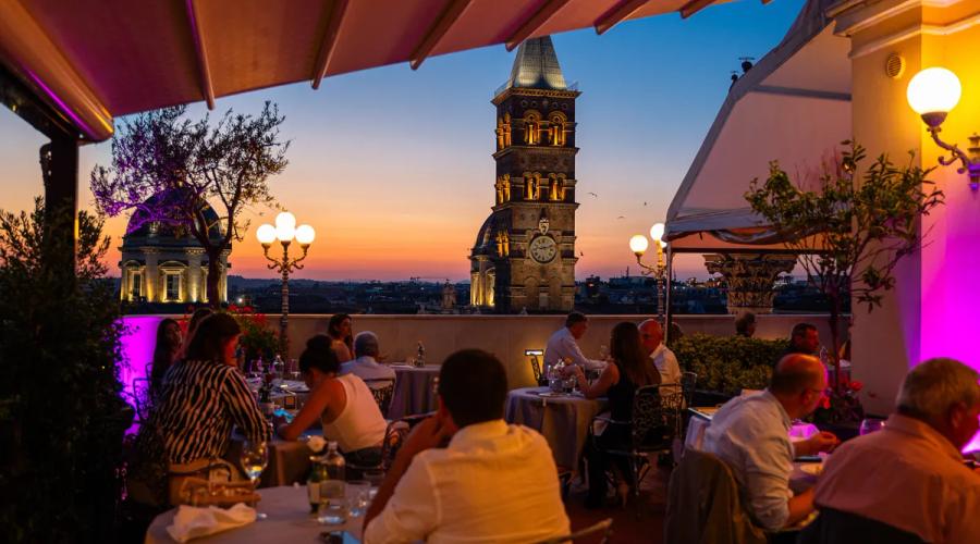 La Terrazza Dei Papi: una experiencia única en el centro de Roma Hotel Mecenate Palace La Terrazza Dei Papi: una experiencia única en el centro de Roma Hotel Mecenate Palace