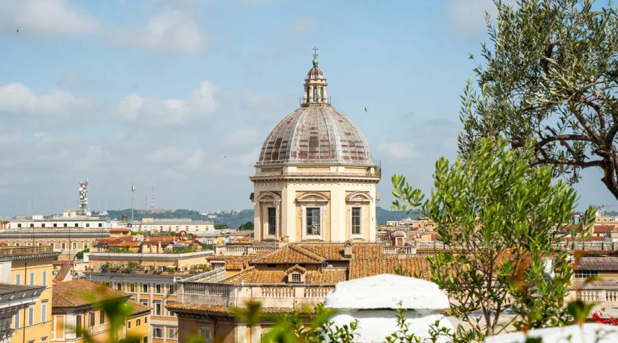 La Basílica de Santa Maria Maggiore de Roma, entre la historia y el arte Hotel Mecenate Palace La Basílica de Santa Maria Maggiore de Roma, entre la historia y el arte Hotel Mecenate Palace