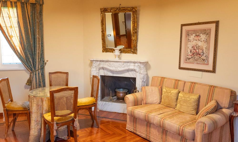 Suite Romántica Hotel Mecenate Palace Roma Suite Romántica Hotel Mecenate Palace Roma